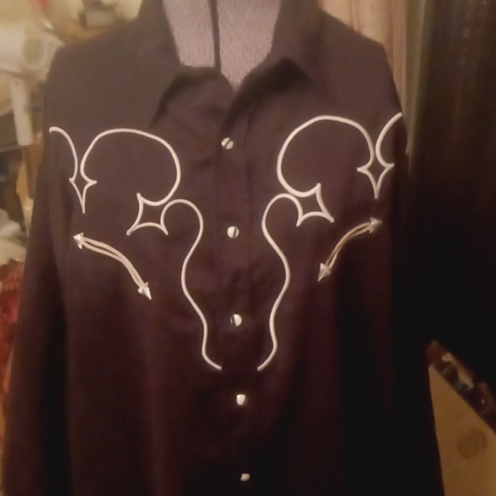 Men's XL black shirt